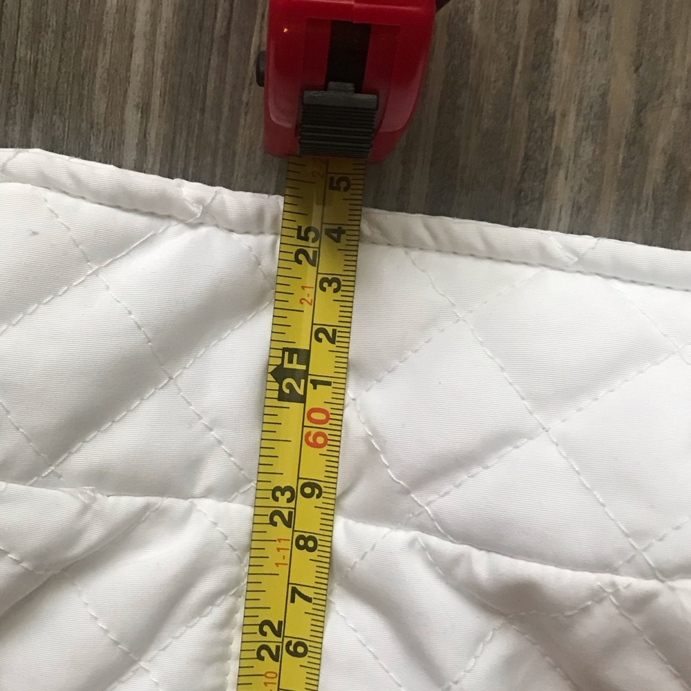 White puffer vest - Picture 6 of 6